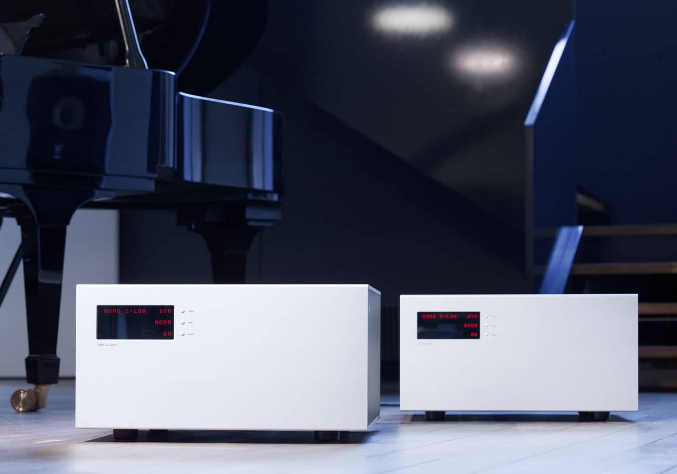 701 Mono Amplifiers