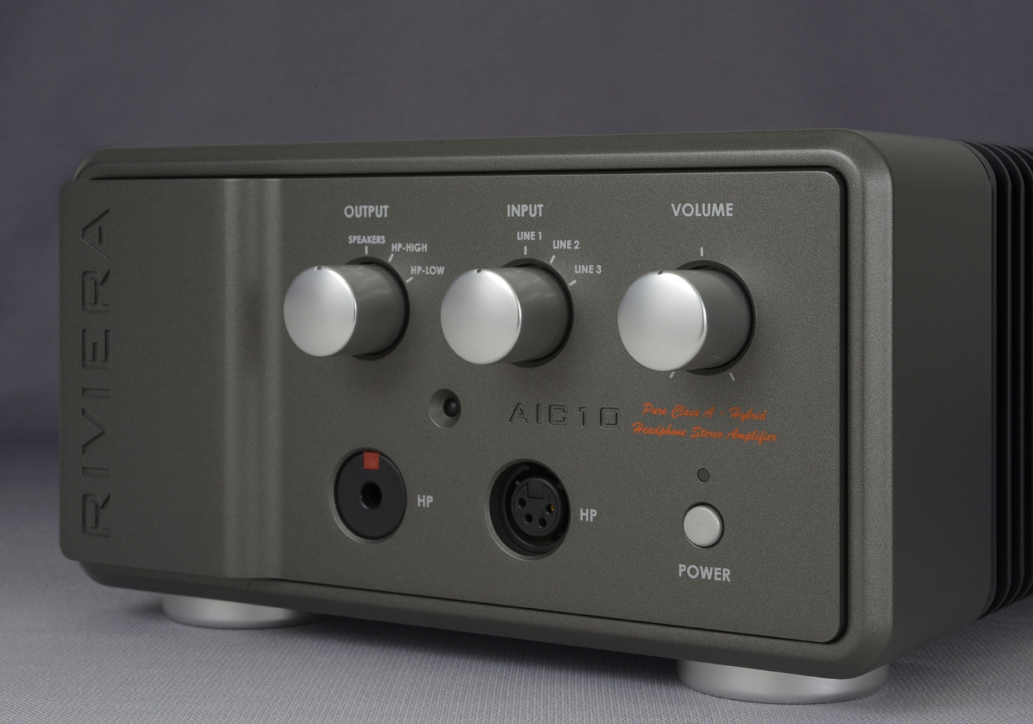 AIC-10 Bal thumbnail 2