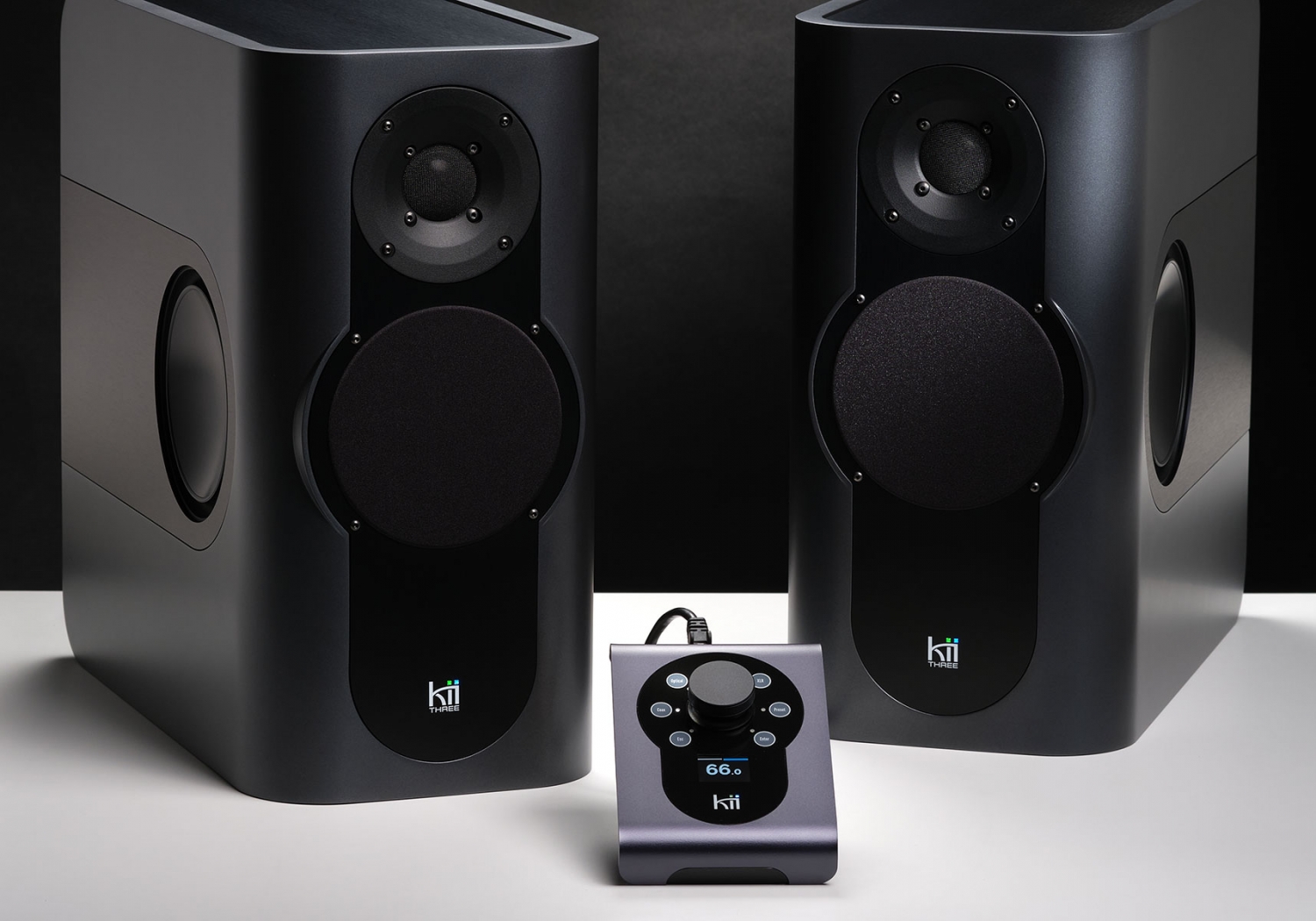 Three System - Mobile view 4