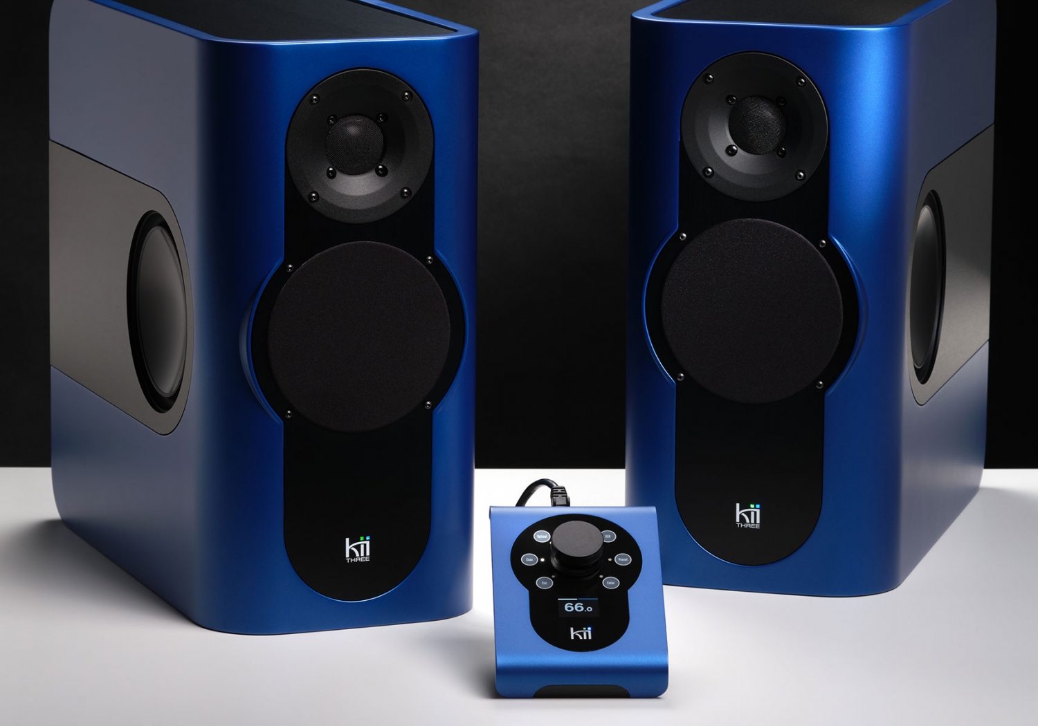 Three System - Mobile view 8