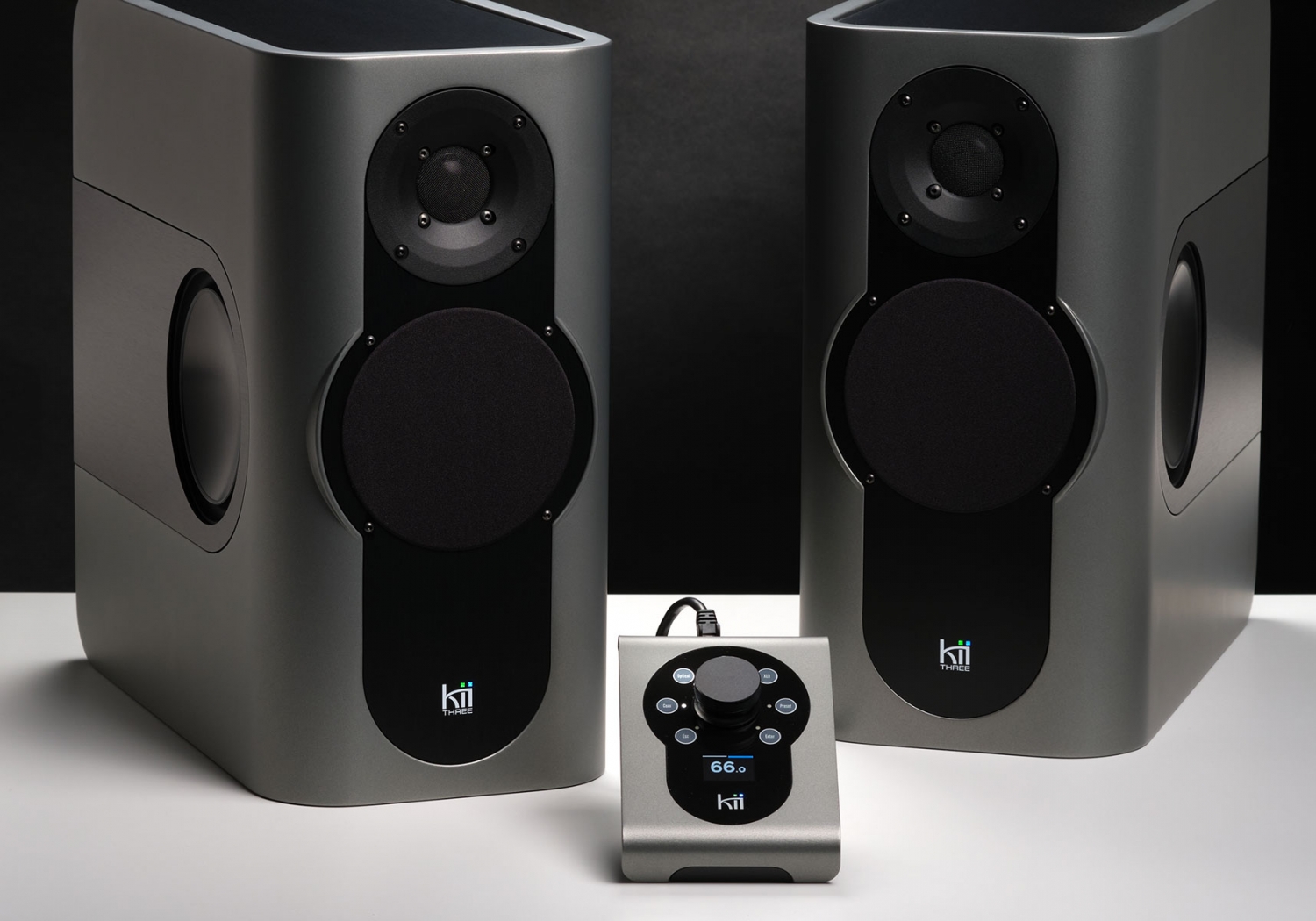 Three System - Mobile view 9