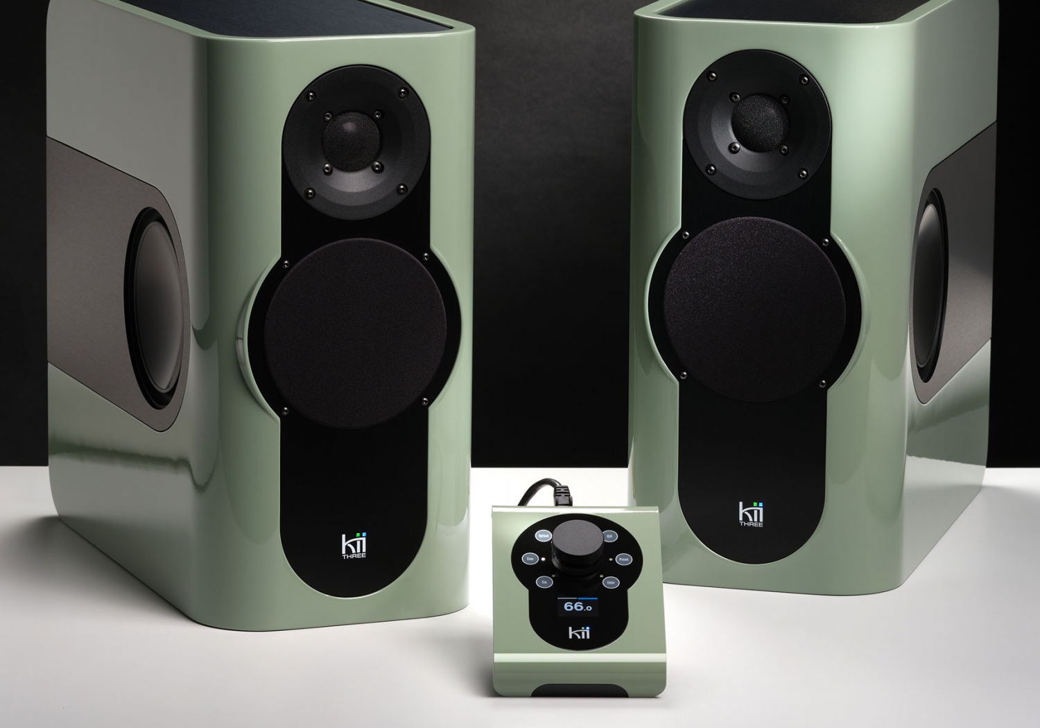 Three System - Mobile view 13